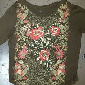 3/4 Sleeved Floral Green Shirt
